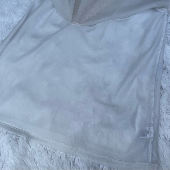 FOREVER 21 Flutter Sleeve Sheer Blouse Small - Picture 8 of 13